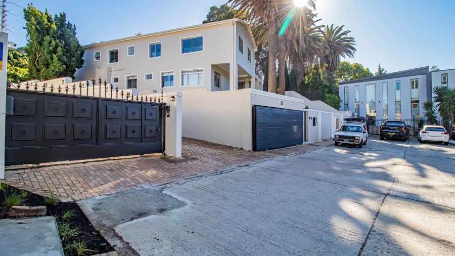 To Let 1 Bedroom Property for Rent in Bishopscourt Western Cape